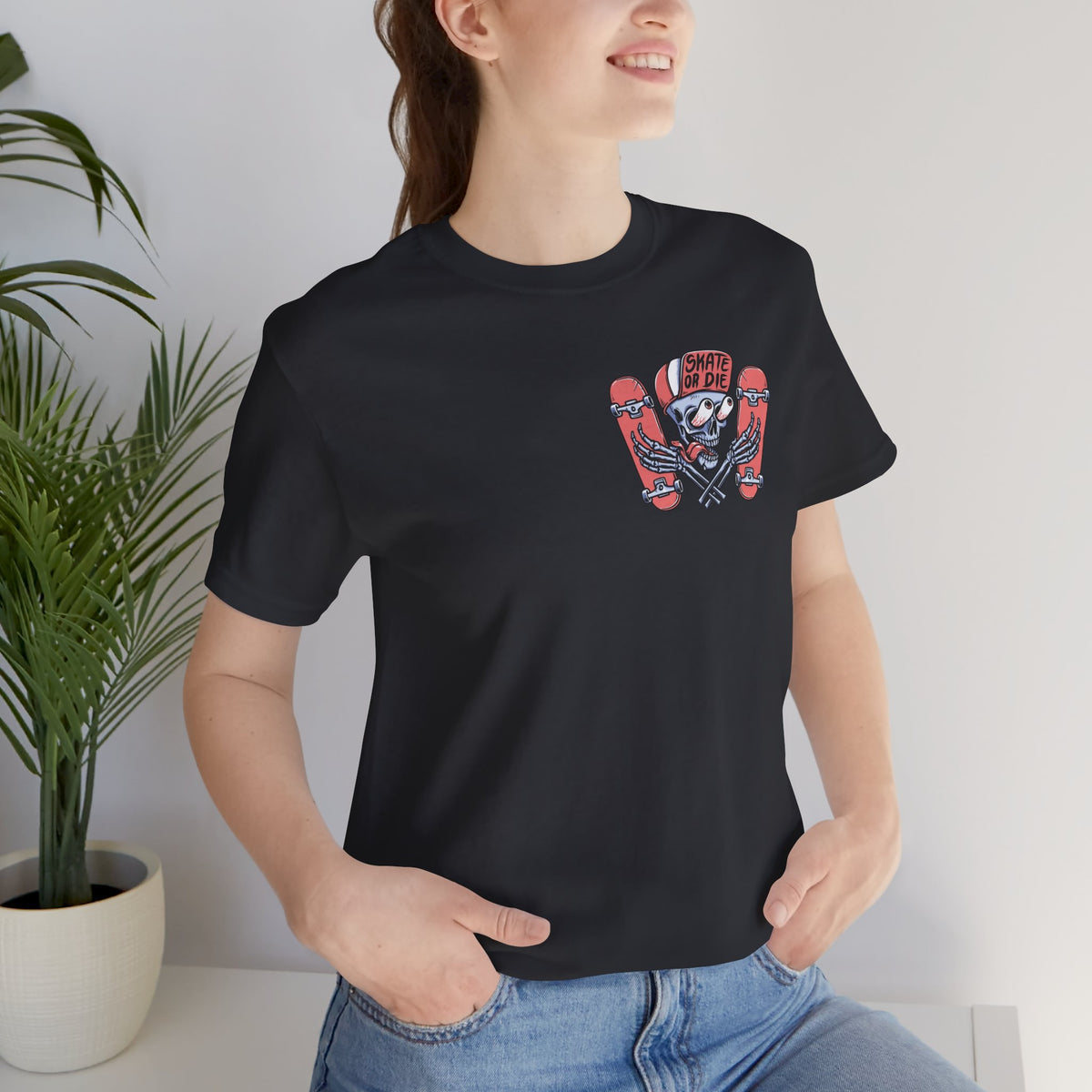 Skate Or Die Shirt Small Logo Front Skateboard Tee Skull Graphic Shirt Skater Streetwear Gift For Skaters Unisex Cotton Tee