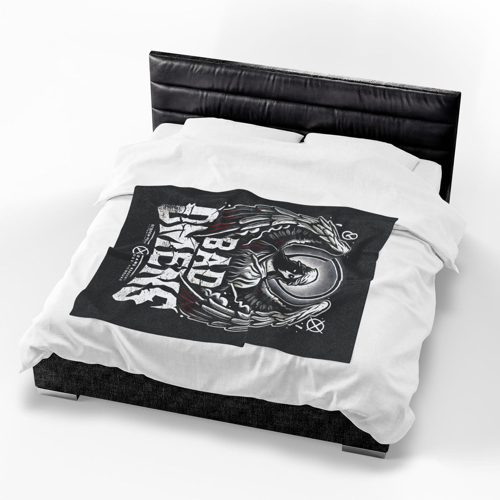 Gothic Angel Blanket Dark Aesthetic Throw Blanket Metal Style Plush Blanket Cozy Gothic Decor Alternative Home Blanket Gift